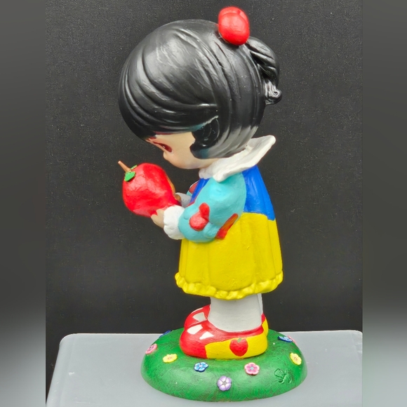 Snow White Inspired Altered Precious Moments - OOAK - Picture 4 of 6